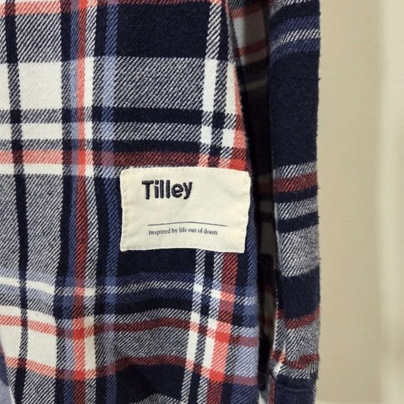 Tilley Classic Blue and Red Flannel Button Down Shirt Small - Picture 3 of 5